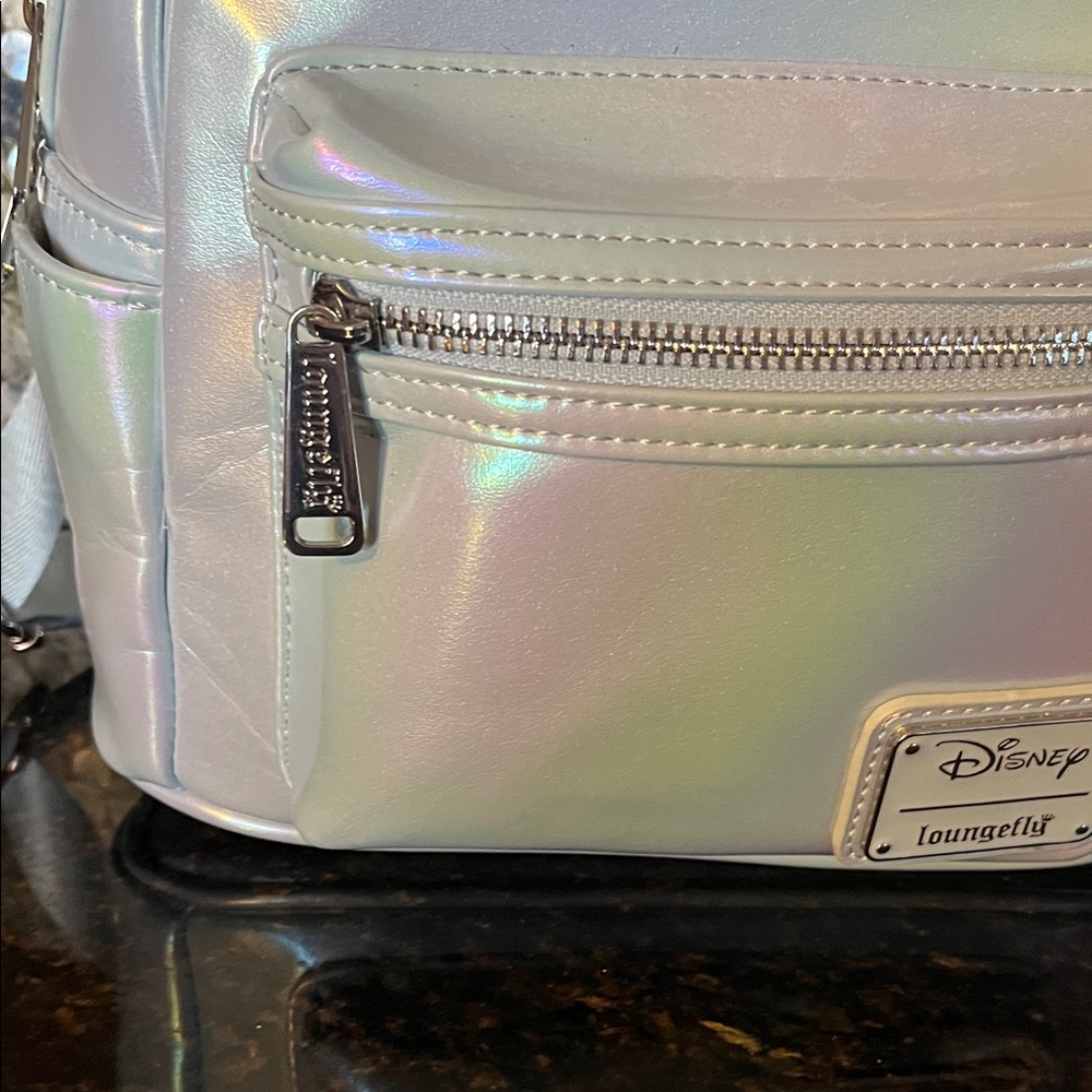 Disney Iridescent sequin Loungefly Minnie Mouse Backpack w/ Disney World Cup - Picture 6 of 10